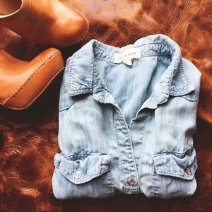 Anthropologie Cloth and Stone shirt size medium